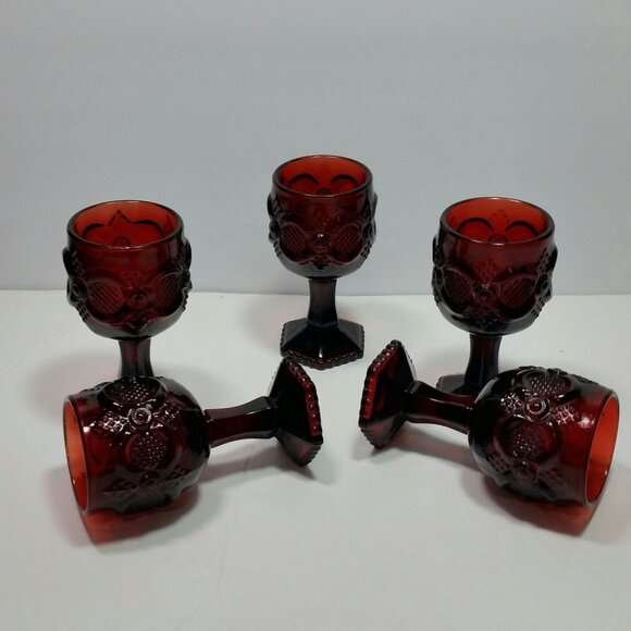 Avon 1876 Cape Cod Ruby Red Decanter and 5 Wine Goblet Set Sherry Cordial - Picture 9 of 10